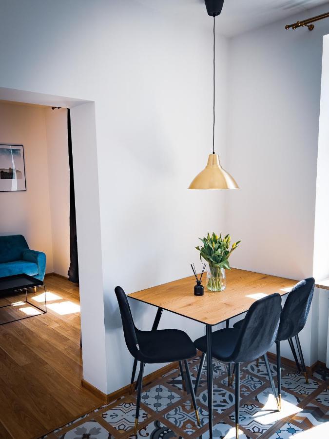Nalu Black&White Apartment No 8 كاتوفيتسه المظهر الخارجي الصورة