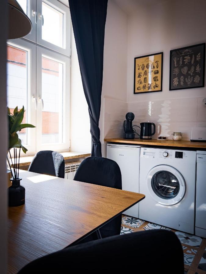 Nalu Black&White Apartment No 8 كاتوفيتسه المظهر الخارجي الصورة